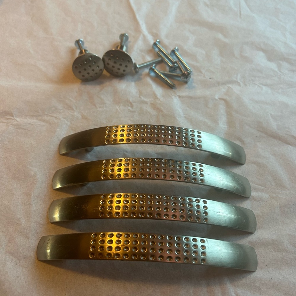 Dimple hole drawer and cabinet pulls and knobs